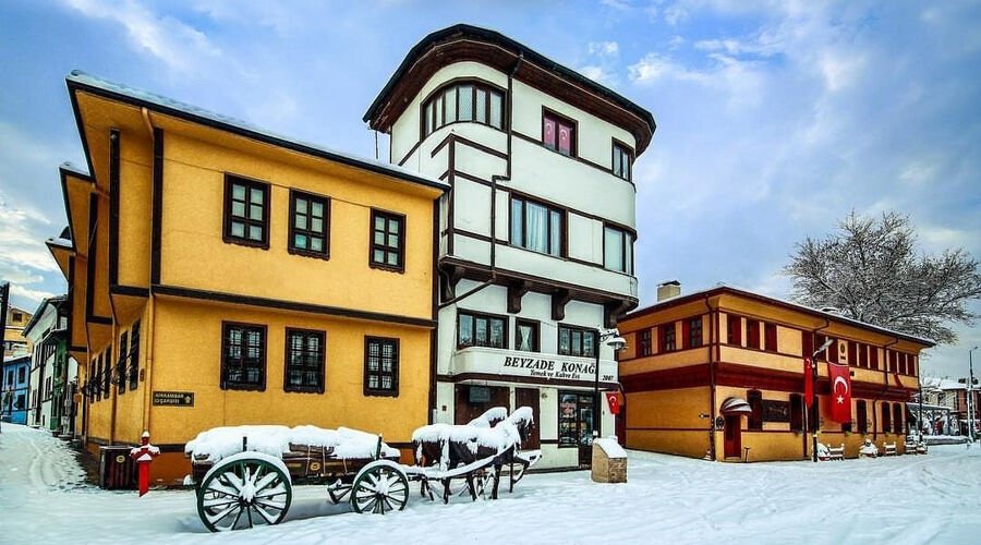 Ankara ve Eskişehir Bir Arada